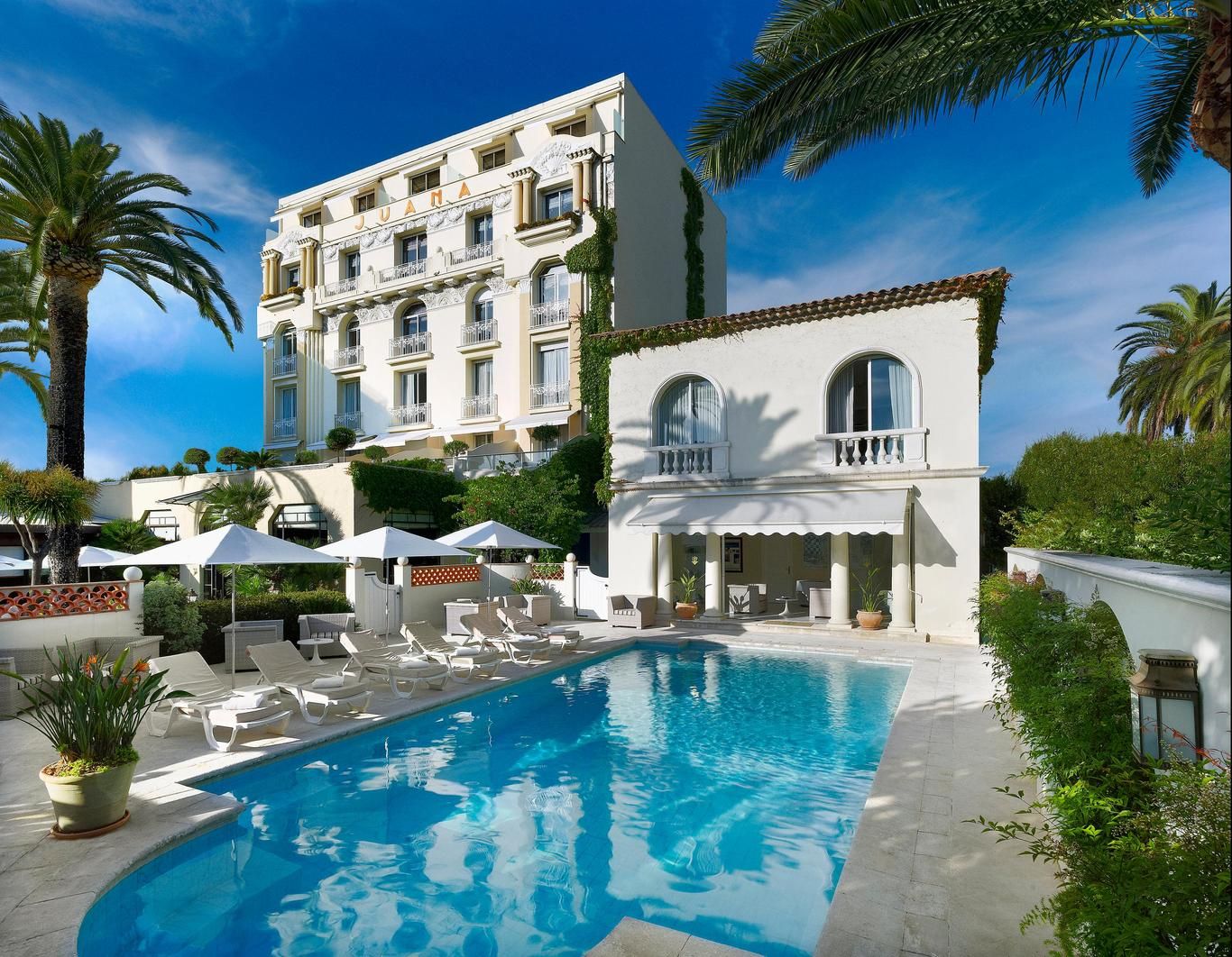 Hôtel Juana: The French Riviera Stay That’s Giving Main Character Energy