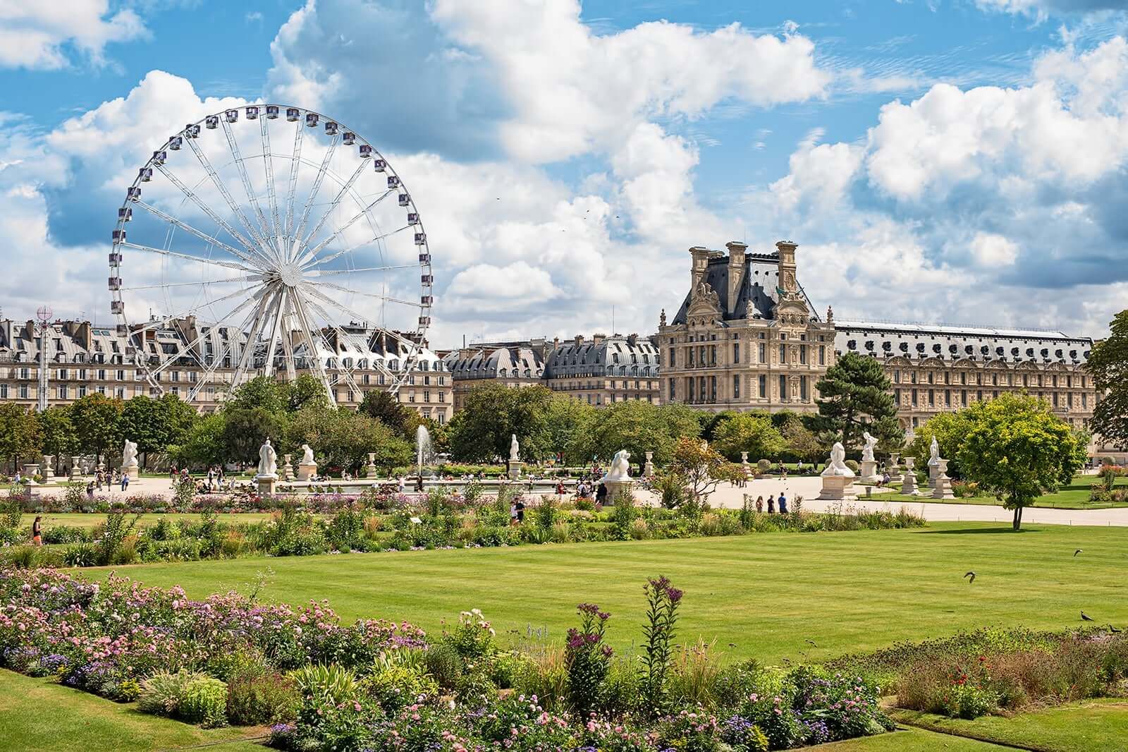 Jardin des Tuileries: Discover the Heart of Parisian Beauty