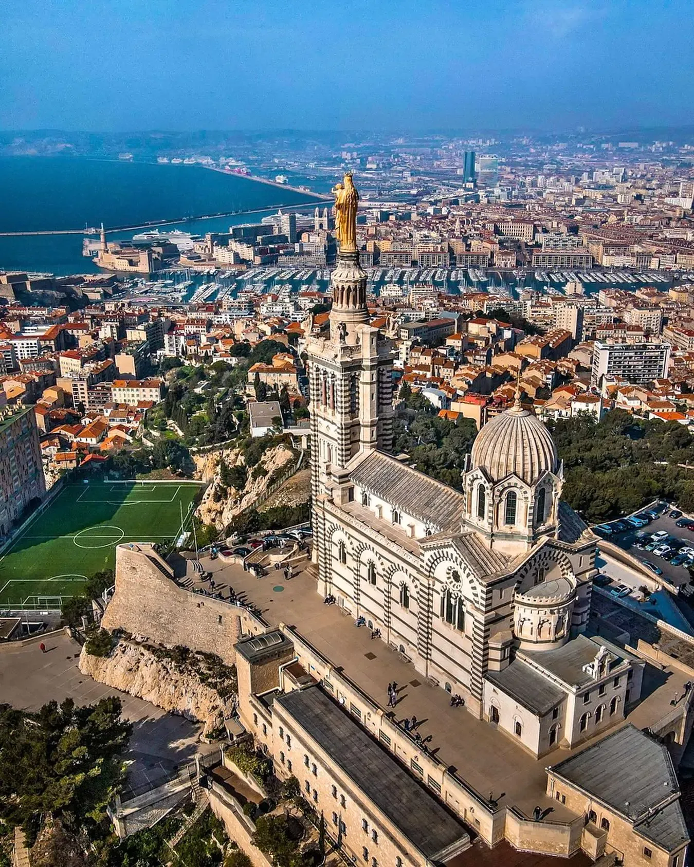 Notre-Dame de la Garde: The Majestic Landmark Overlooking Marseille