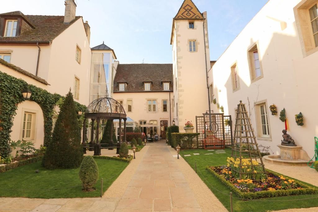 Hôtel Le Cep & Spa: Discover Ultimate Luxury and Relaxation in Beaune