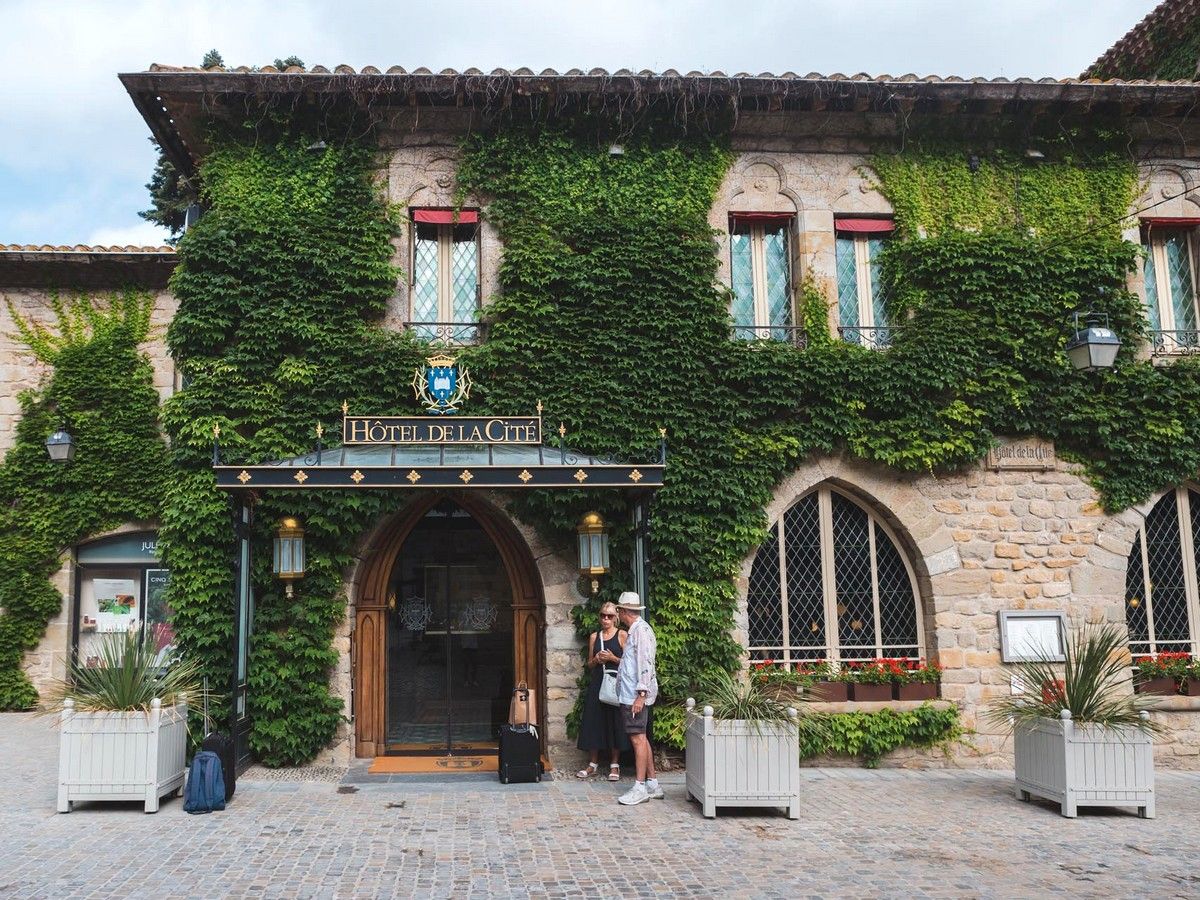 Hotel de la Cité Carcassonne – MGallery Collection: A Luxurious Retreat in the Heart of History