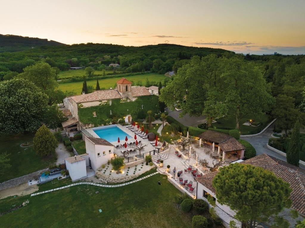 Discover the Allure of Le Domaine Du Colombier: A Hidden Gem in Fréjus, France