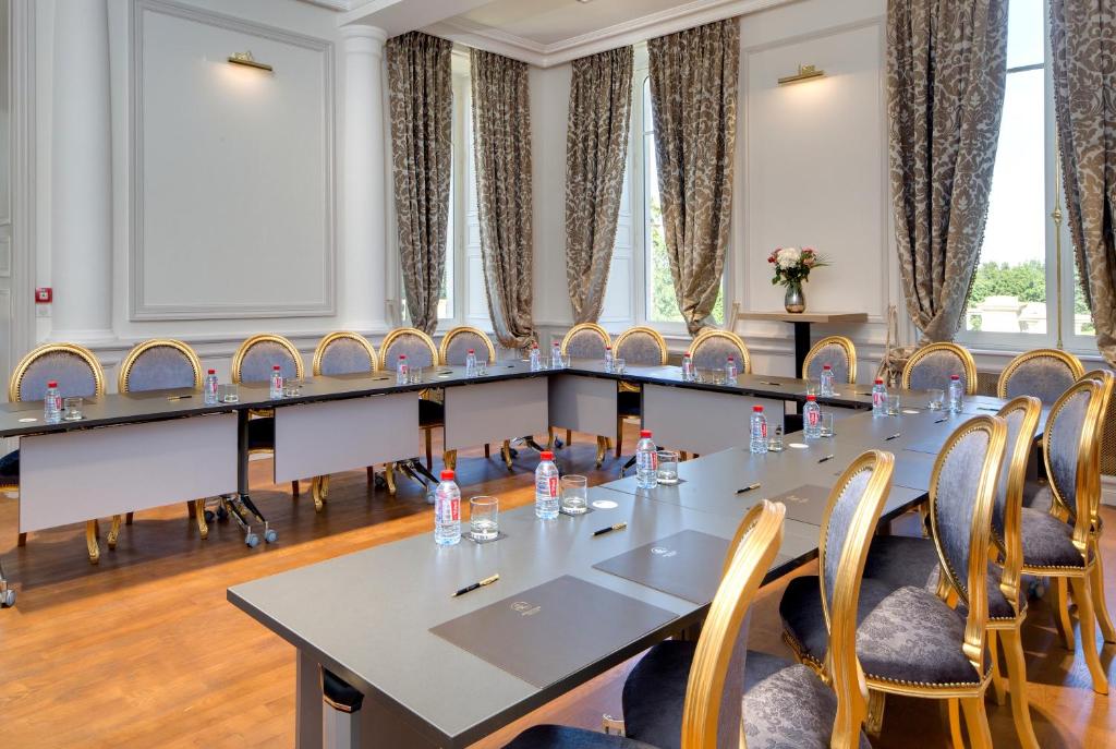 Alexandra Palace &#8211; La Maison Younan: The Ultimate Luxury Experience in France