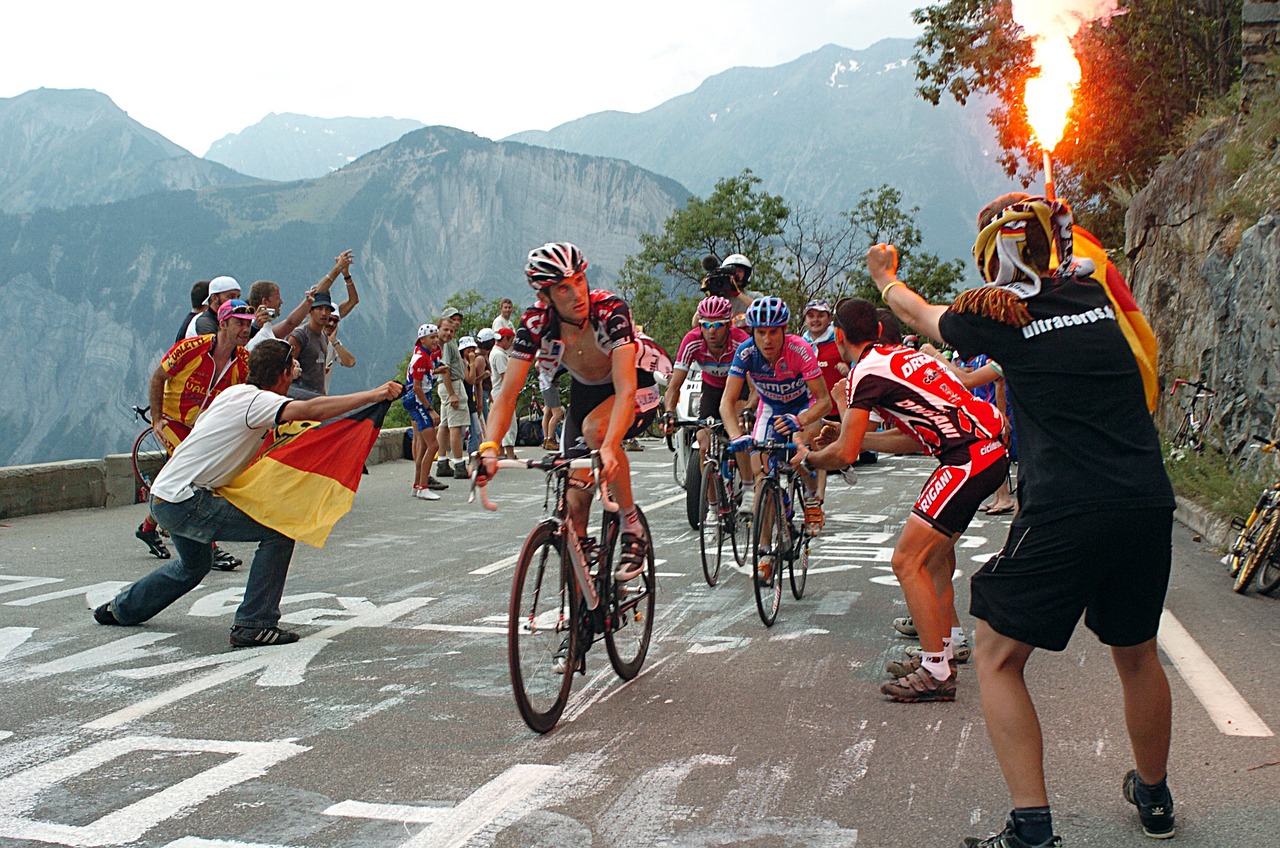 Alpe d’Huez: The Ultimate Alpine Adventure You Can’t Miss