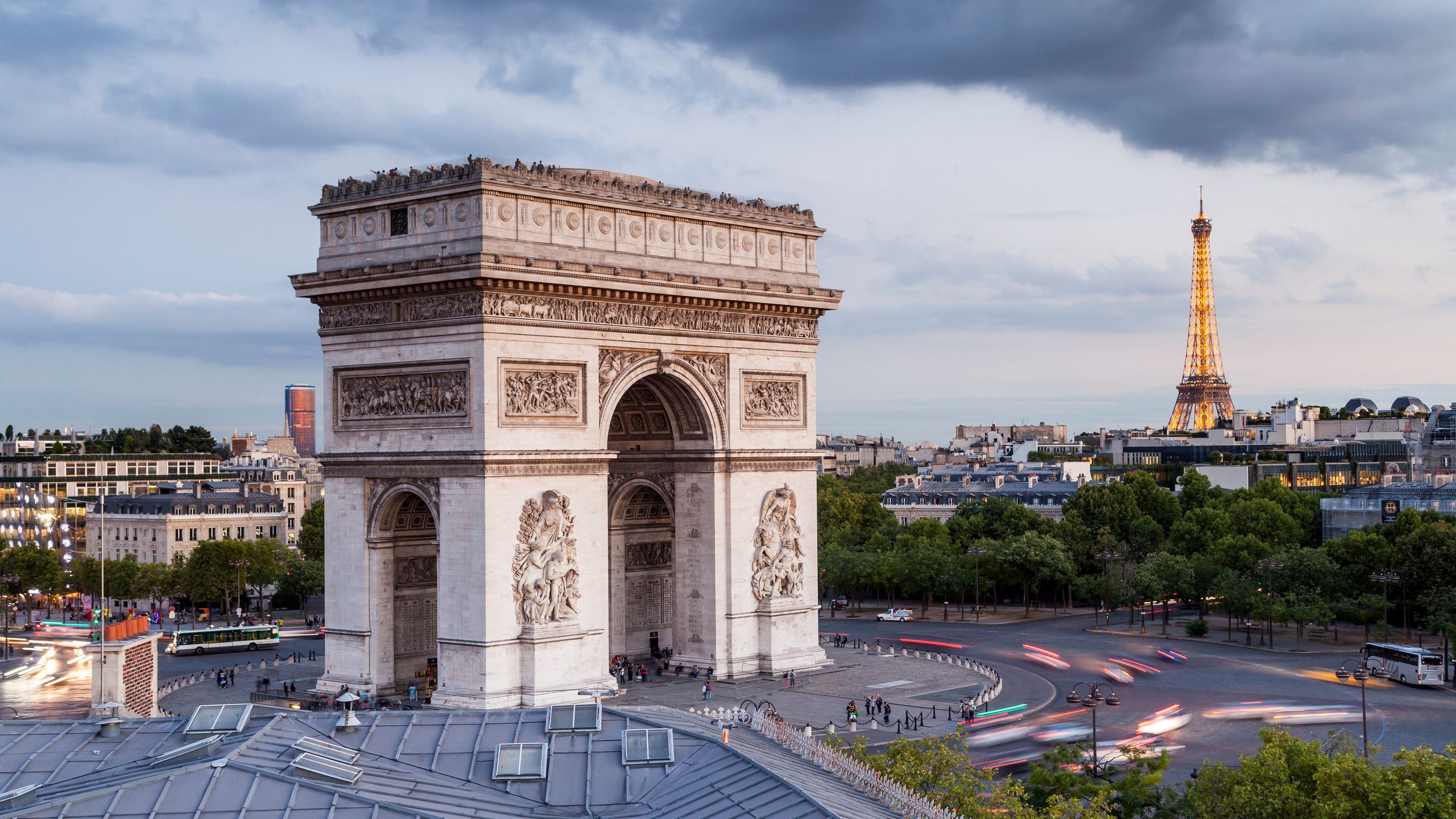 Arc de Triomphe: Paris’ Ultimate Showstopper You Can’t Miss