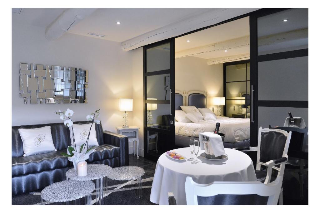 Auberge de Cassagne &#038; Spa: Your Ultimate Provence Escape Awaits, Fam!