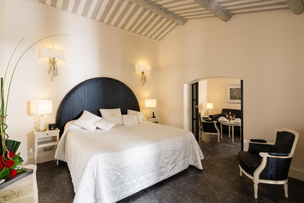 Auberge de Cassagne &#038; Spa: Your Ultimate Provence Escape Awaits, Fam!