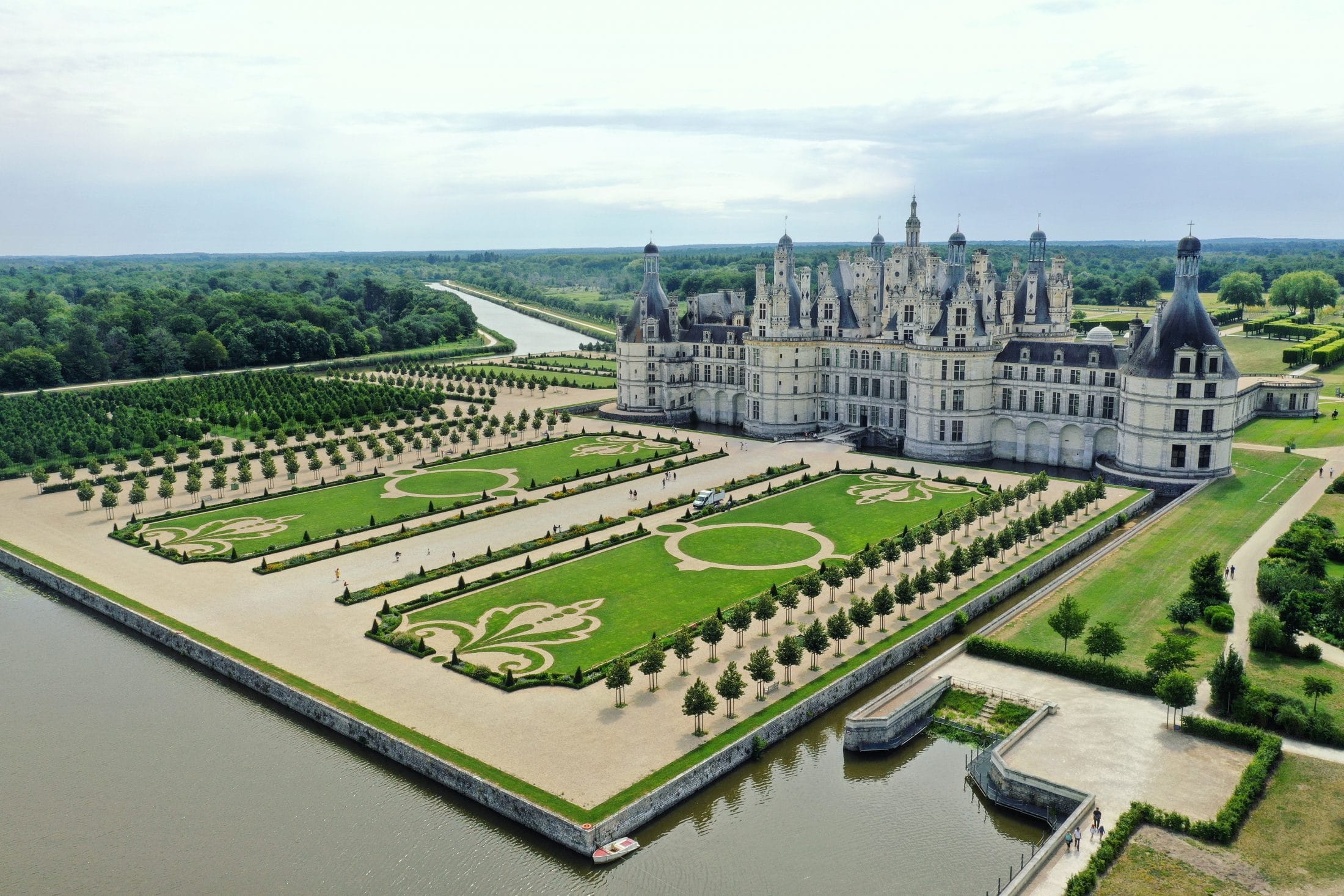Chambord: The Majestic Castle You Can’t Miss in the Loire Valley