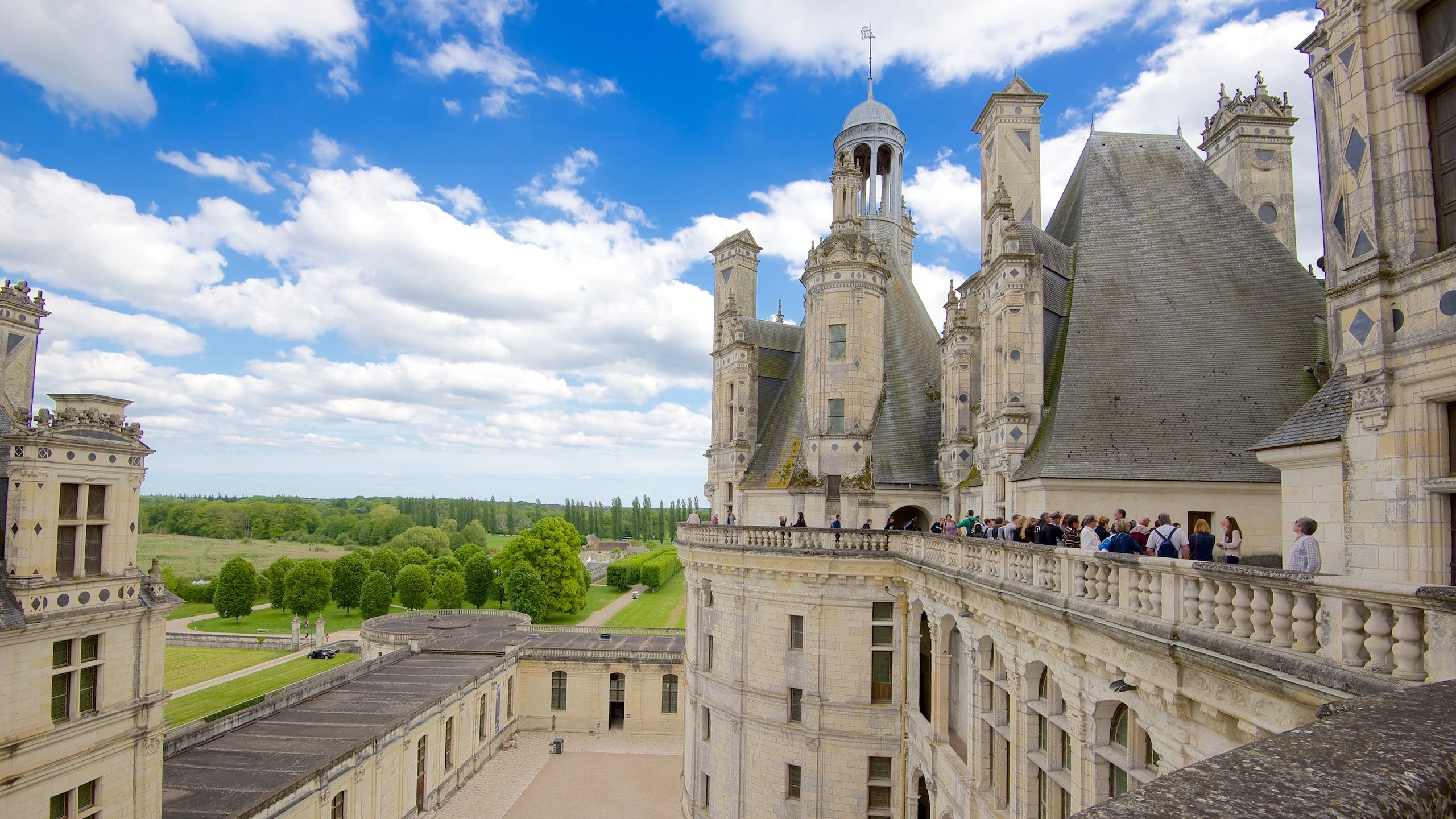 Chambord: The Majestic Castle You Can’t Miss in the Loire Valley