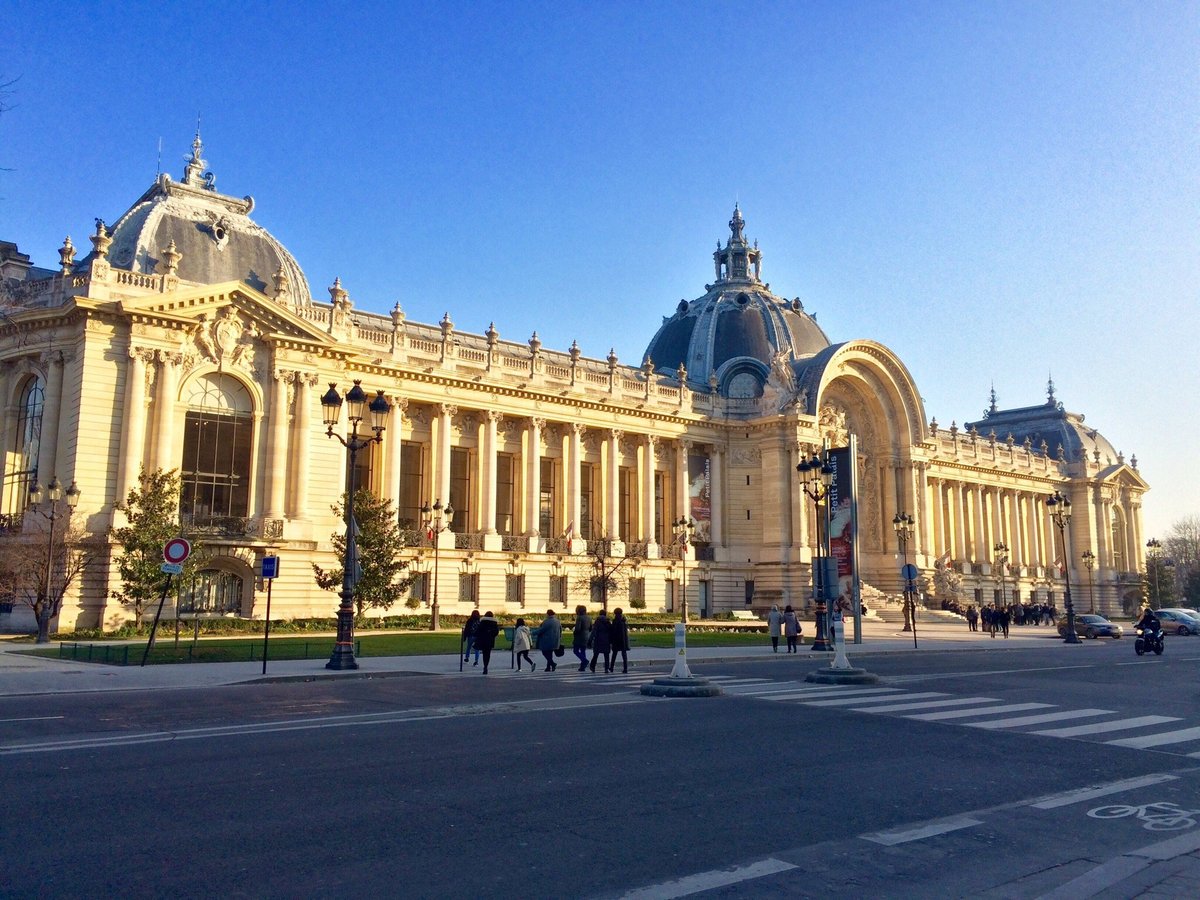 Champs-Élysées: The Paris Avenue That’s Basically a Main Character Energy