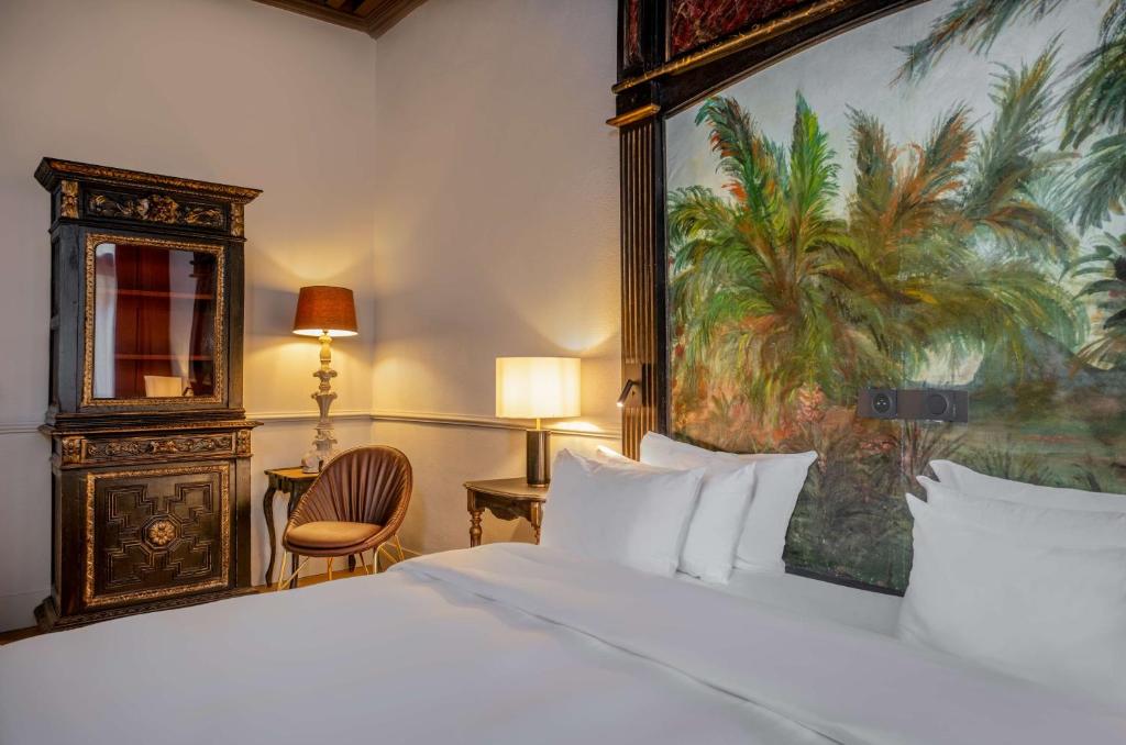 Cour des Loges Lyon A Radisson Collection Hotel: Where Luxury Meets History in the Heart of Lyon