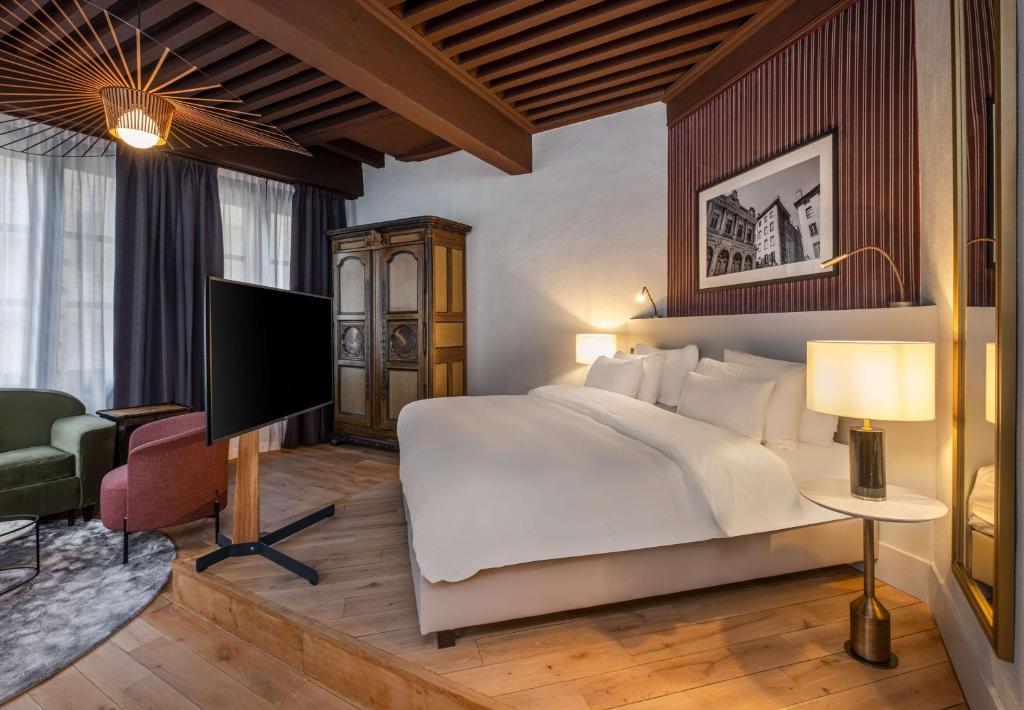 Cour des Loges Lyon A Radisson Collection Hotel: Where Luxury Meets History in the Heart of Lyon