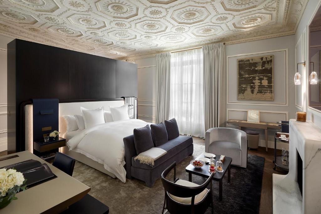 Discover Maison Villeroy: The Ultimate Parisian Escape for Modern Travelers