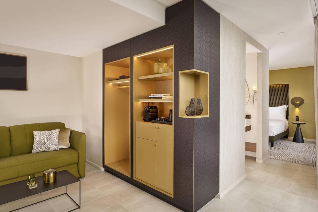 Discover the Charm and Luxury of La Caserne Chanzy Hotel &#038; Spa, Autograph Collection: Your Perfect Getaway Destination
