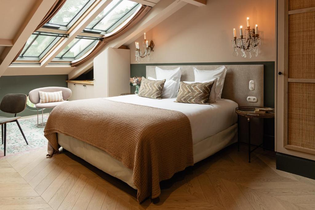 Discover the Charm of Château Léognan, Domaine Viticole &#8211; Proche Bordeaux: A Luxurious Stay Awaits