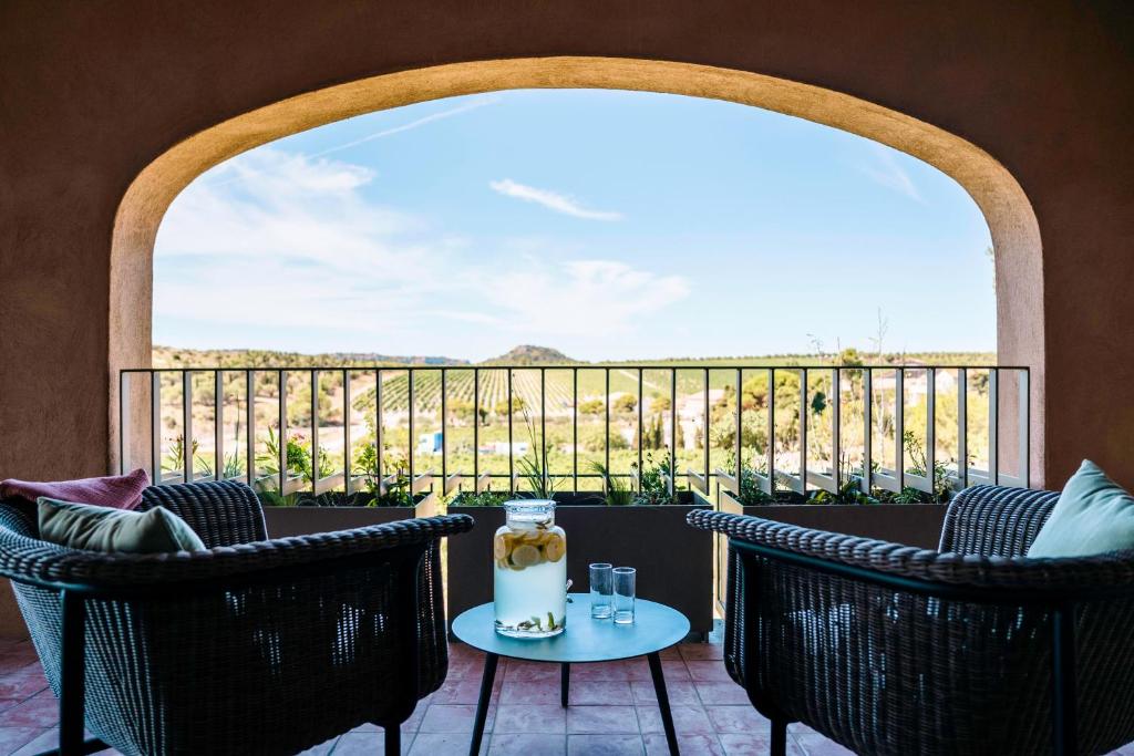 Discover the Charm of Château L&#8217;Hospitalet Wine Resort Beach &#038; Spa: A Perfect Blend of Luxury and Relaxation