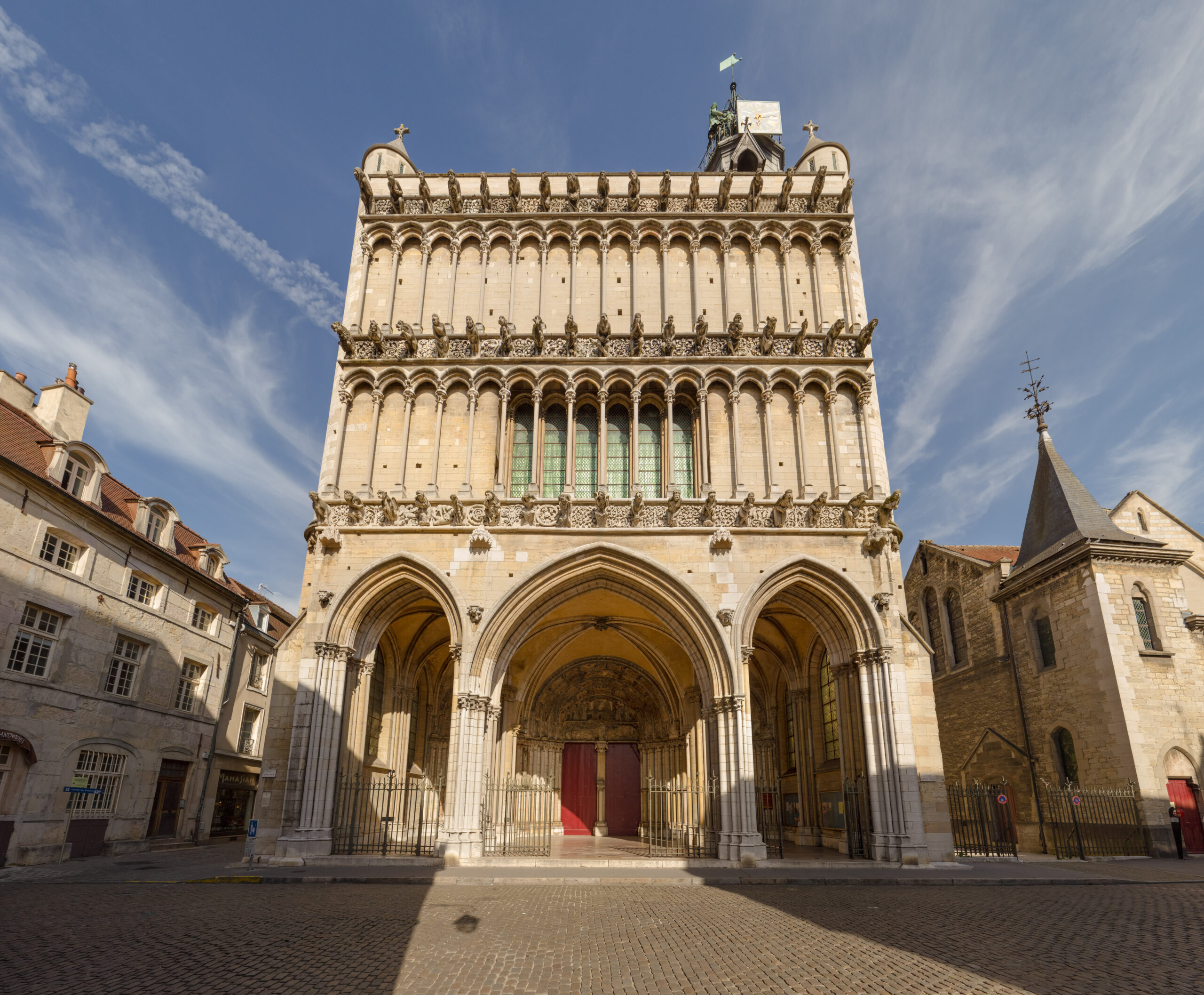 Discover the Charm of Grand Hôtel La Cloche Dijon &#8211; MGallery Collection: A Luxury Stay in the Heart of Dijon