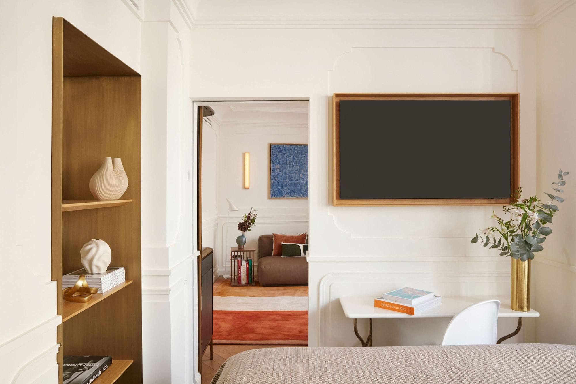 Discover the Charm of Villa-des-Prés: Your Perfect Parisian Getaway