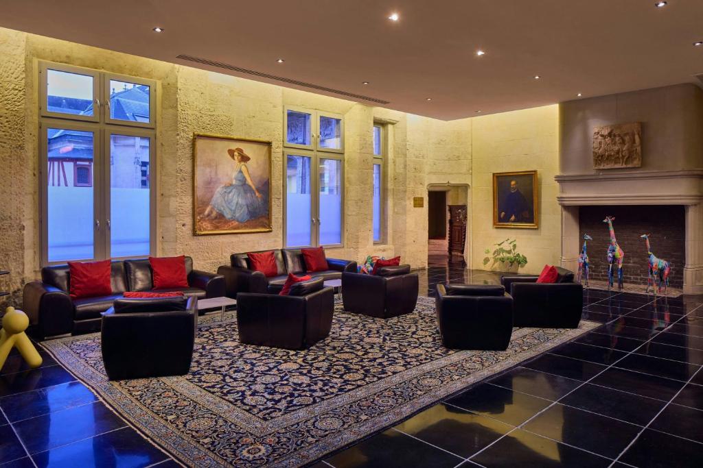 Discover the Hidden Gem: Hôtel de Bourgtheroulde, Autograph Collection