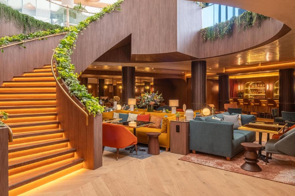 Discover the Luxury and Charm of Hôtel Burdigala by Inwood Hotels