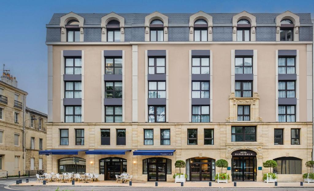 Discover the Luxury and Charm of Hôtel Burdigala by Inwood Hotels