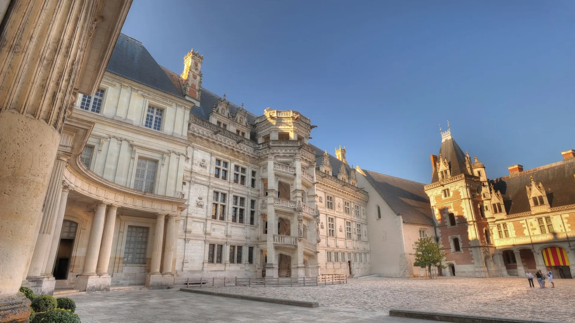 Discover the Luxury of Fleur de Loire Hotel: An Unforgettable Experience Awaits You