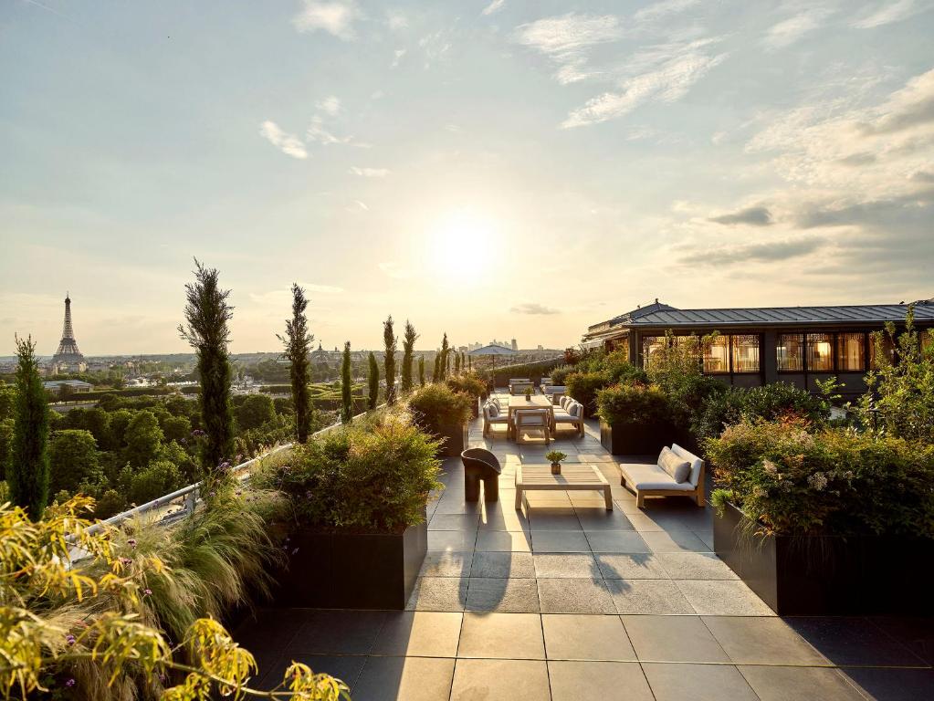 Discover the Luxury of Le Meurice – Dorchester Collection: A Parisian Jewel