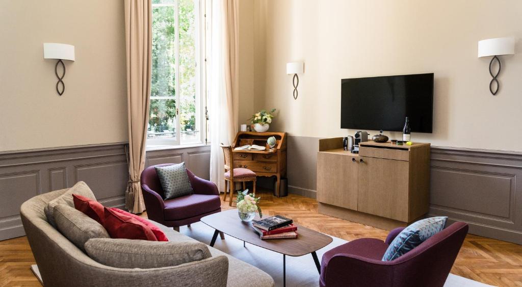 Discover the Magic of Château de Montcaud: A Hidden Gem in Southern France