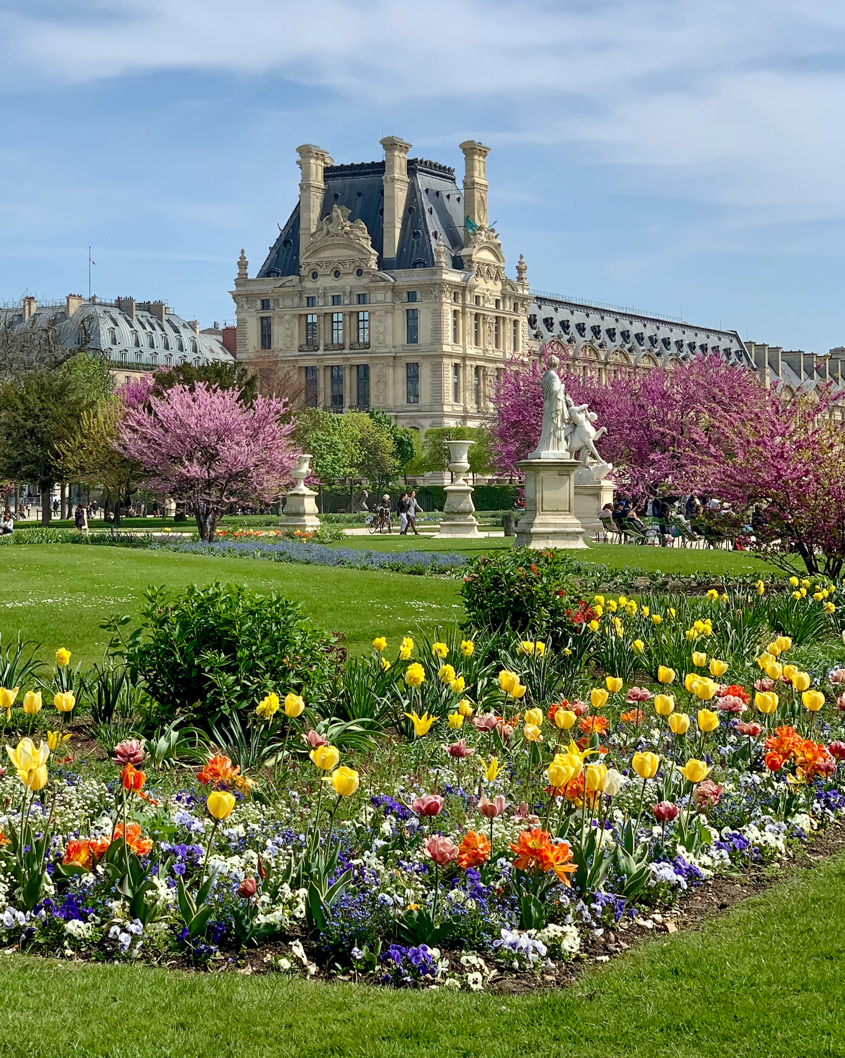 Discover the Ultimate Luxury at Le Roch Hotel &#038; Spa: A Parisian Gem