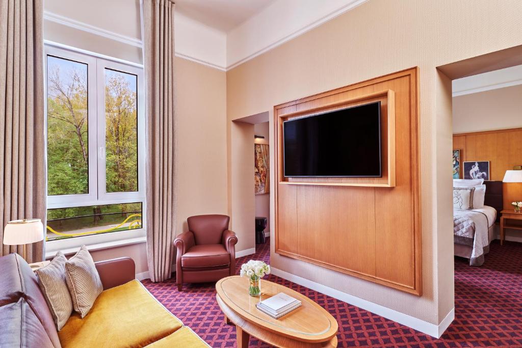 Hôtel Barrière Le Westminster: A Luxurious Escape You Can’t Miss
