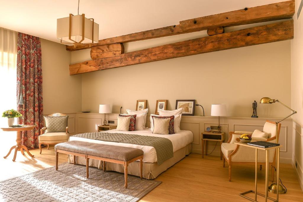 Hôtel Chais Monnet &#038; Spa: A Luxurious Stay You Can’t Miss!