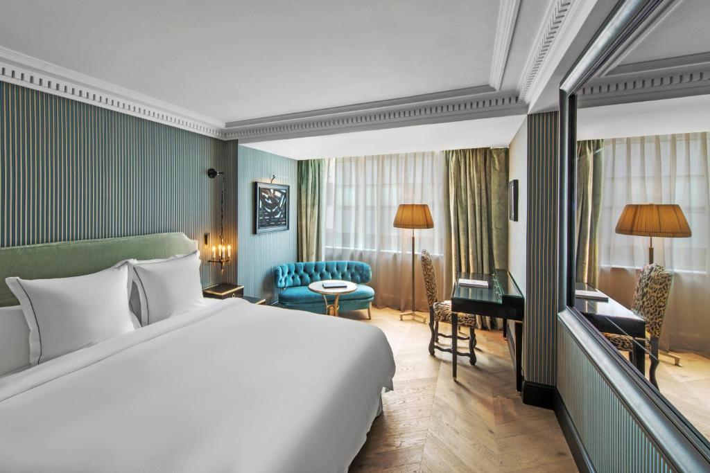 Hôtel de Berri Champs-Élysées, a Luxury Collection Hotel: A Parisian Dream Awaits You