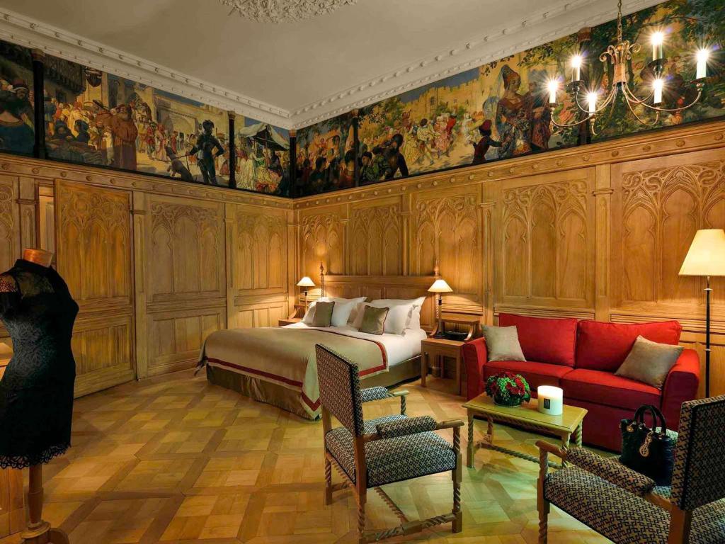 Hotel de la Cité Carcassonne &#8211; MGallery Collection: A Luxurious Retreat in the Heart of History
