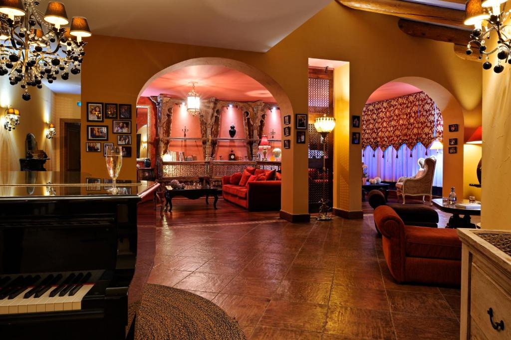 Hôtel Demeure Loredana: A Luxurious Getaway in the Heart of Saint-Florent