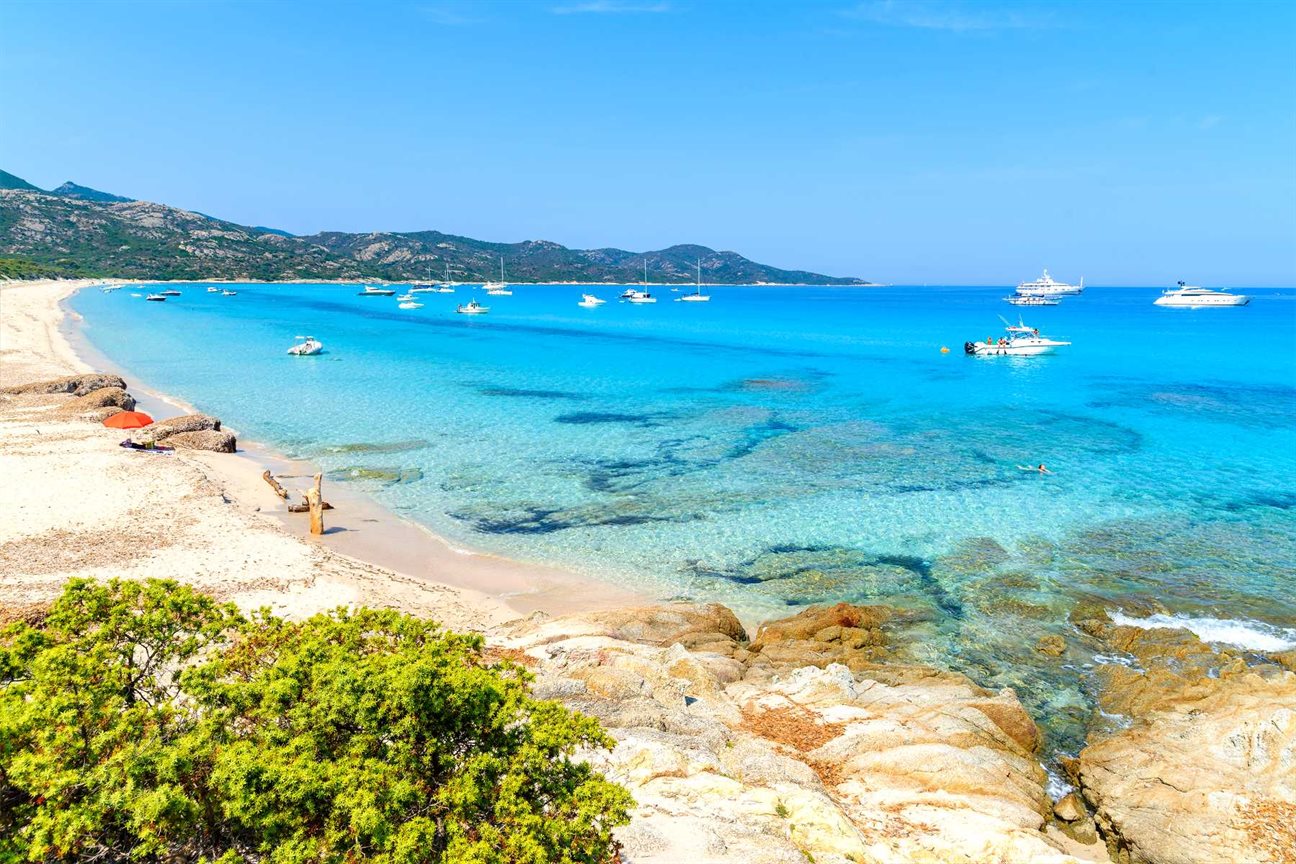 Hôtel Demeure Loredana: A Luxurious Getaway in the Heart of Saint-Florent