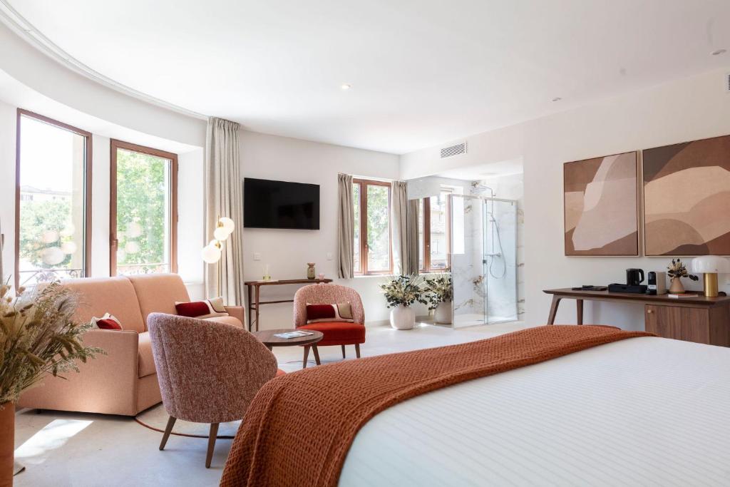 Hôtel et Restaurant La Bastide Bourrelly &#8211; Mathias Dandine: Your Ultimate Provence Glow-Up Spot