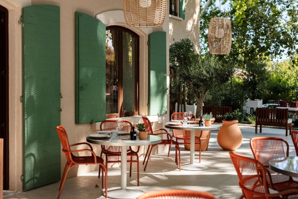Hôtel et Restaurant La Bastide Bourrelly &#8211; Mathias Dandine: Your Ultimate Provence Glow-Up Spot