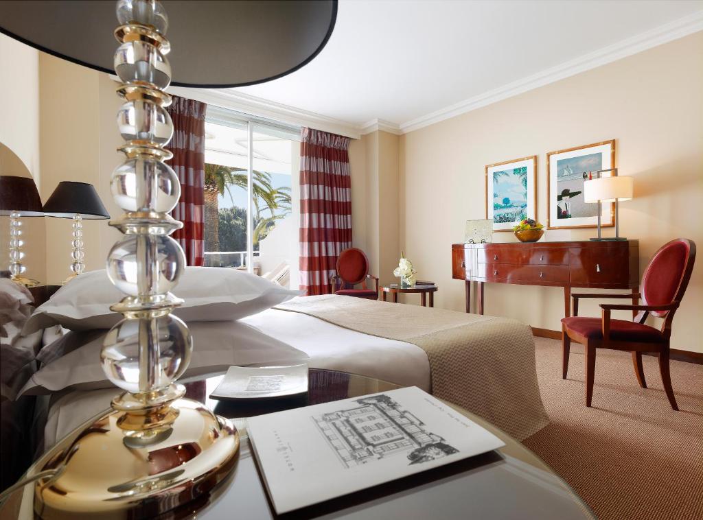 Hôtel Juana: The French Riviera Stay That’s Giving Main Character Energy