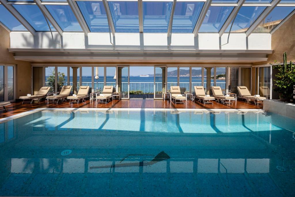 Hotel Le Maquis: Your Ultimate Getaway in the Heart of Grosseto-Prugna, Corsica