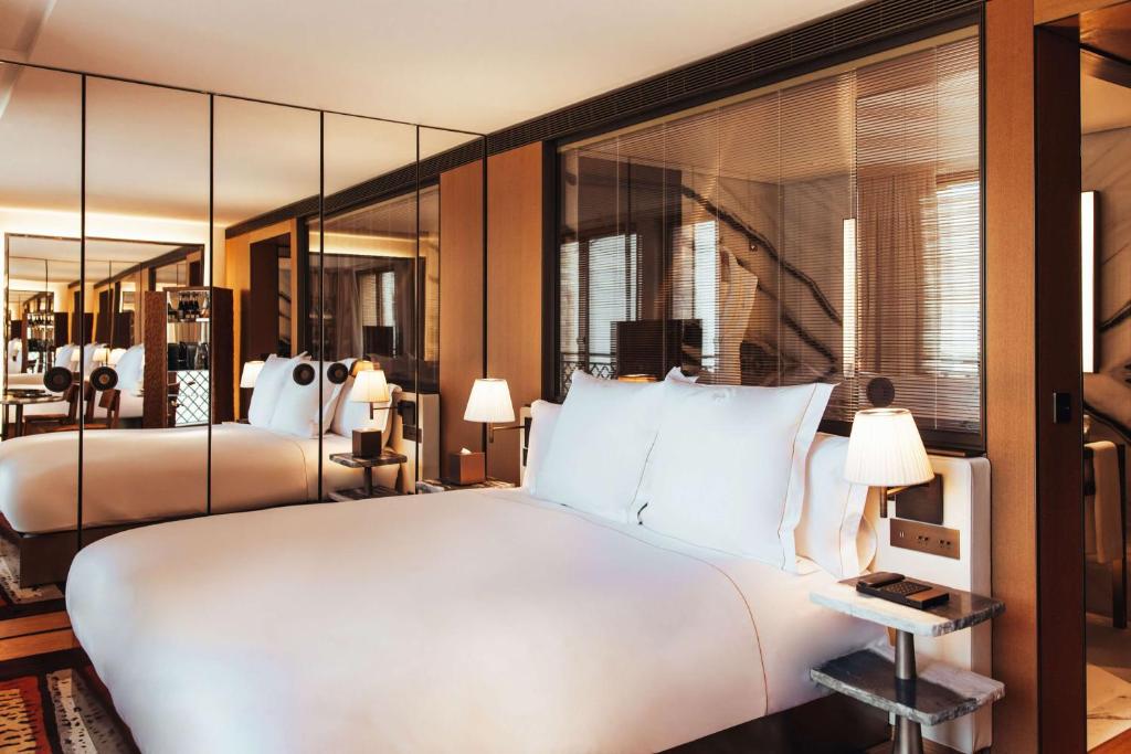 Hotel SAX Paris, LXR Hotels &#038; Resorts: Your Ultimate Luxury Getaway in Paris