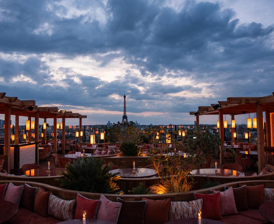 Hotel SAX Paris, LXR Hotels &#038; Resorts: Your Ultimate Luxury Getaway in Paris