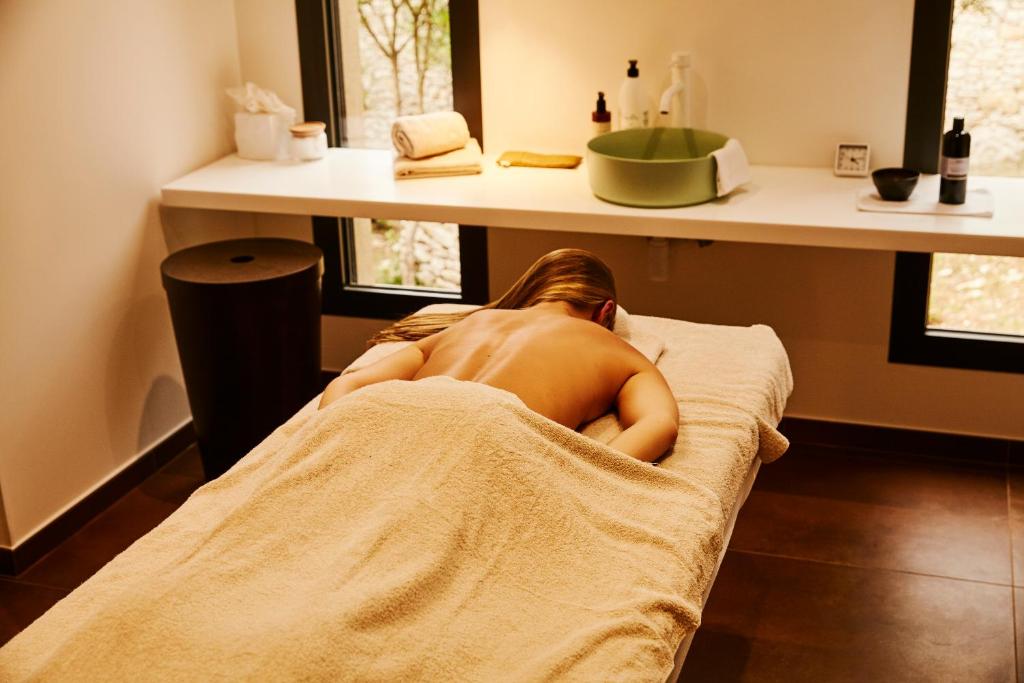 Hôtel &#038; Spa Version Maquis Citadelle: A Dreamy Getaway in Bonifacio, Corsica