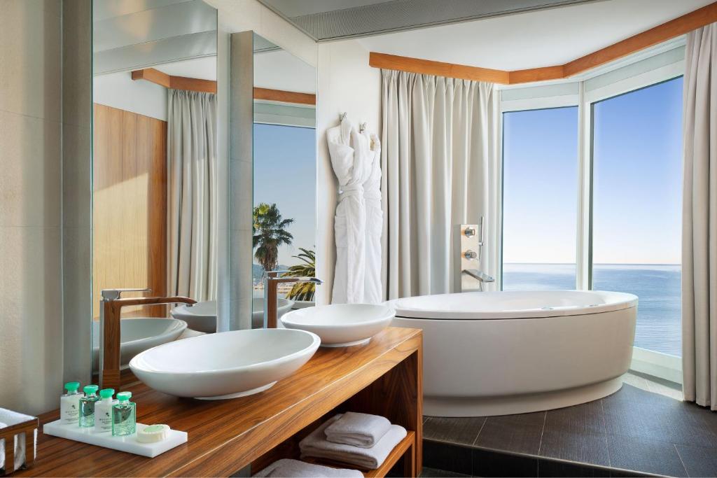 JW Marriott Cannes: Your Ultimate Stay in the Heart of the French Riviera