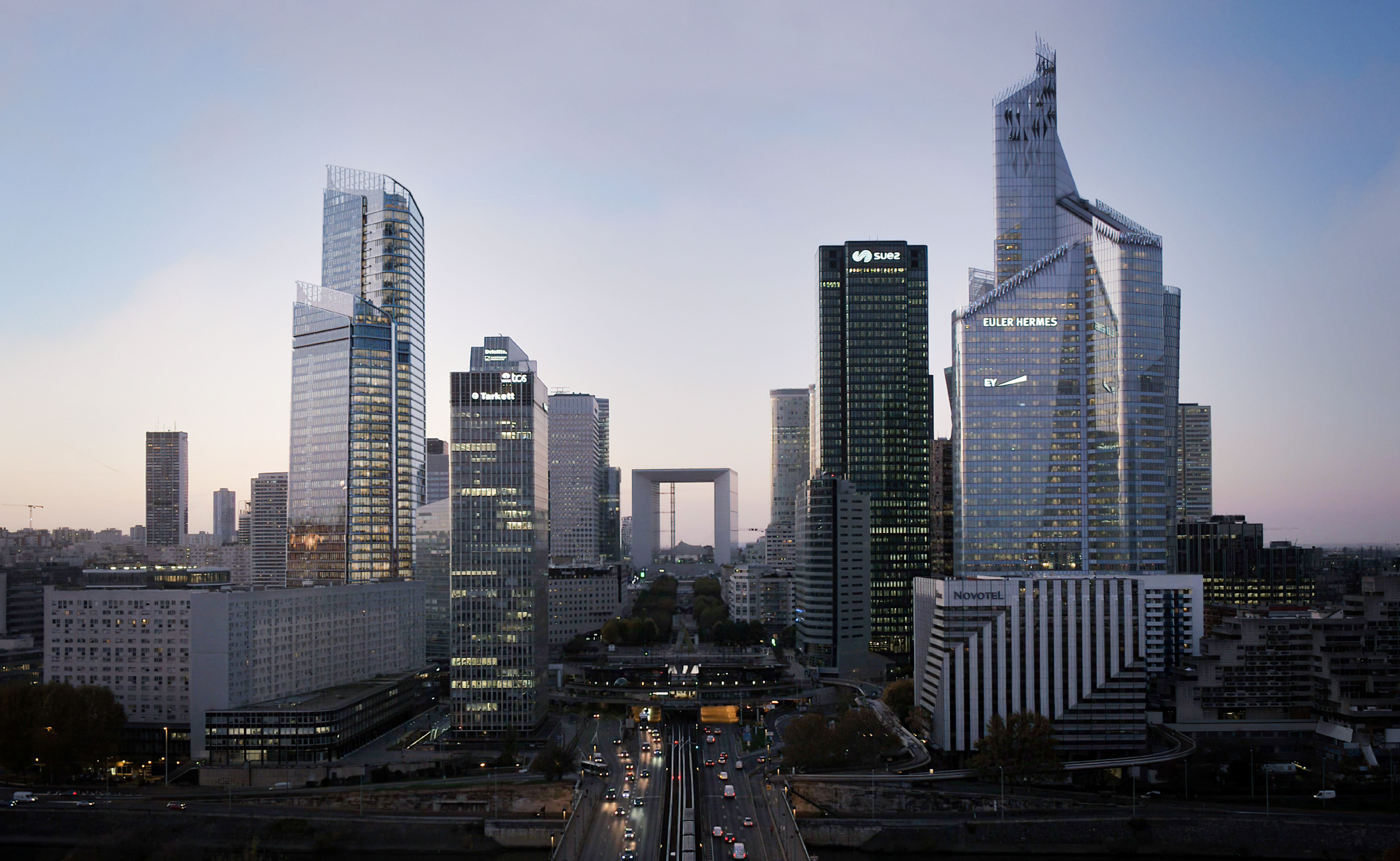 La Défense: Paris&#8217; Hidden Urban Jewel You Have to Explore