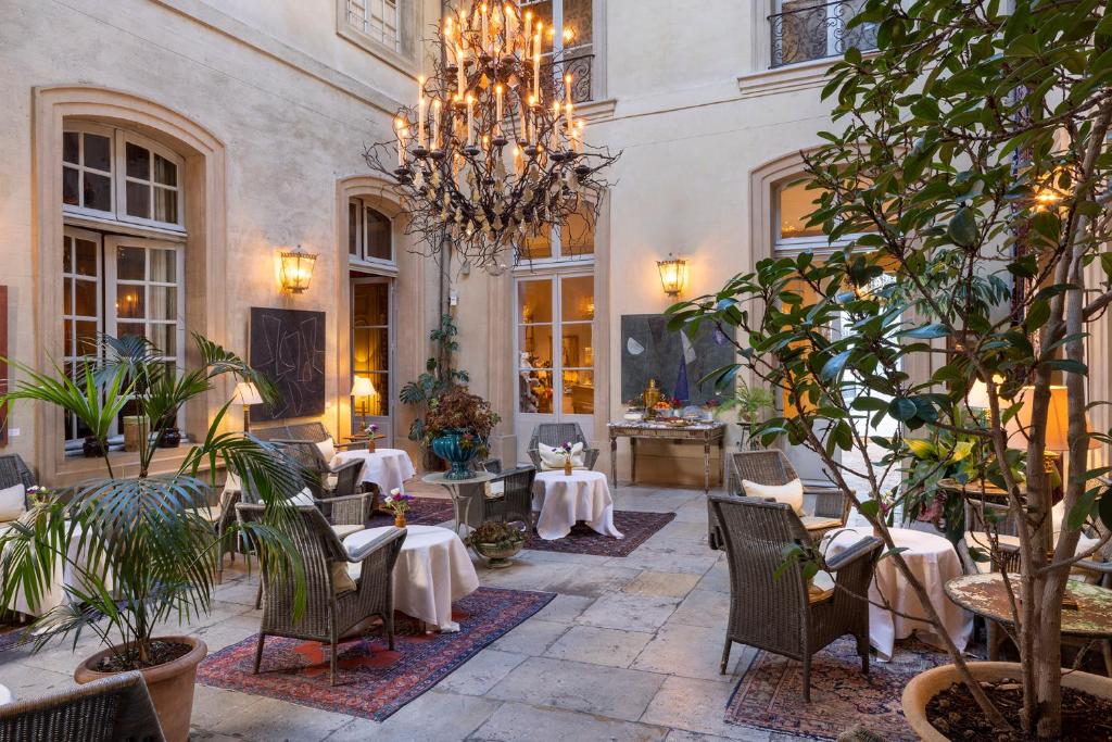 La Mirande: Discover the Ultimate Historic Stay in Avignon