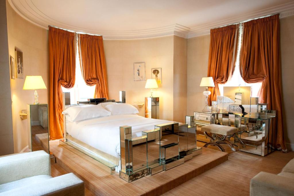 L&#8217;Hôtel: The Ultimate Luxury Experience in Paris