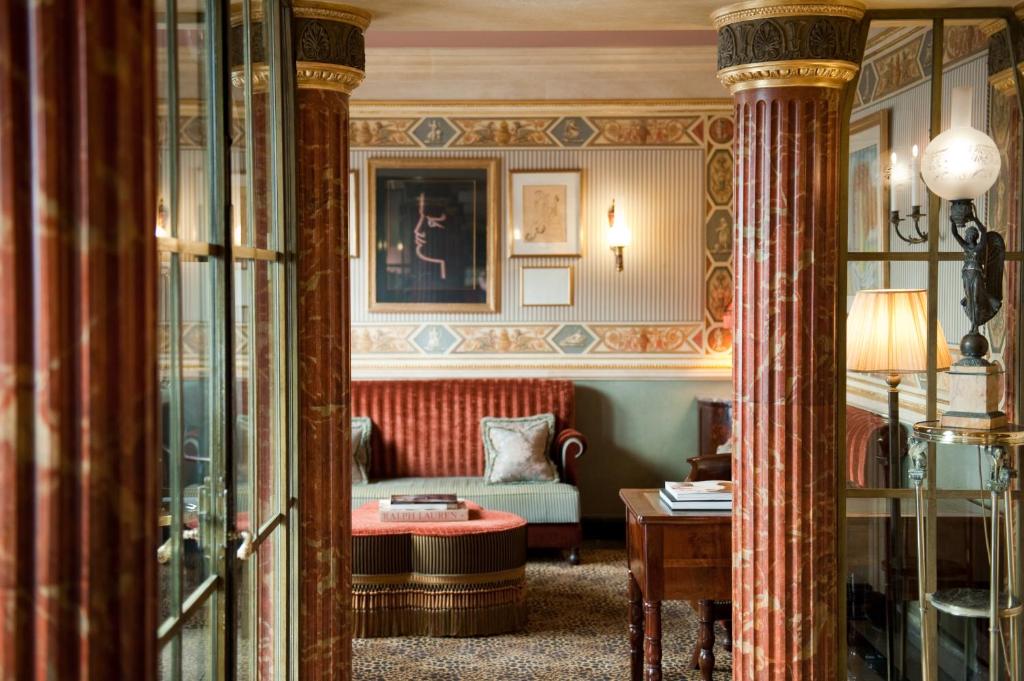 L&#8217;Hôtel: The Ultimate Luxury Experience in Paris