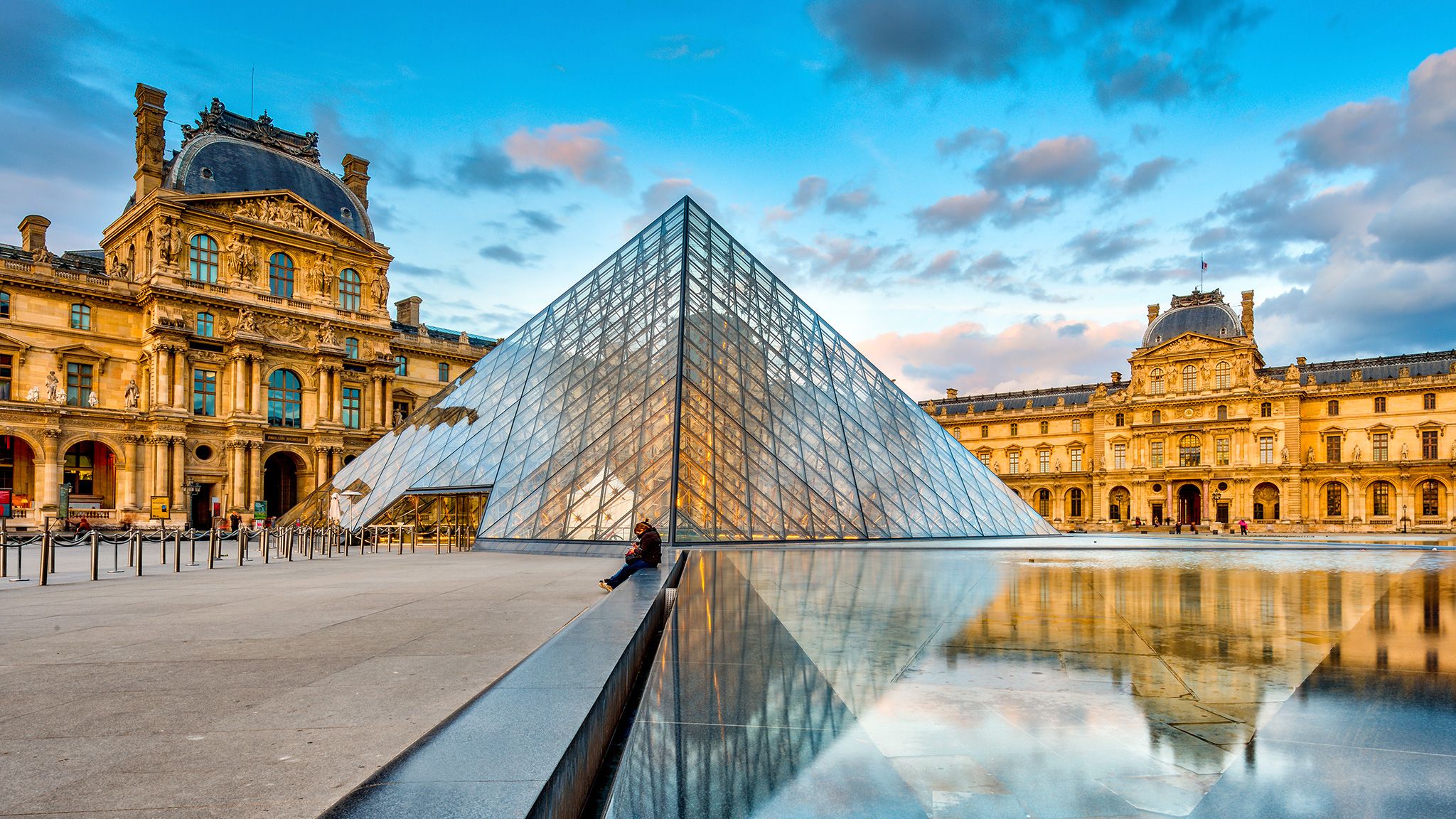 Louvre Museum: The Parisian Icon You Absolutely Can’t Skip