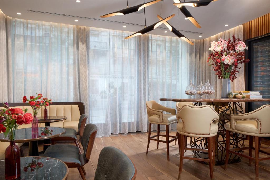 Maison Albar &#8211; Le Pont-Neuf: Discover the Luxury and Comfort of Parisian Hospitality