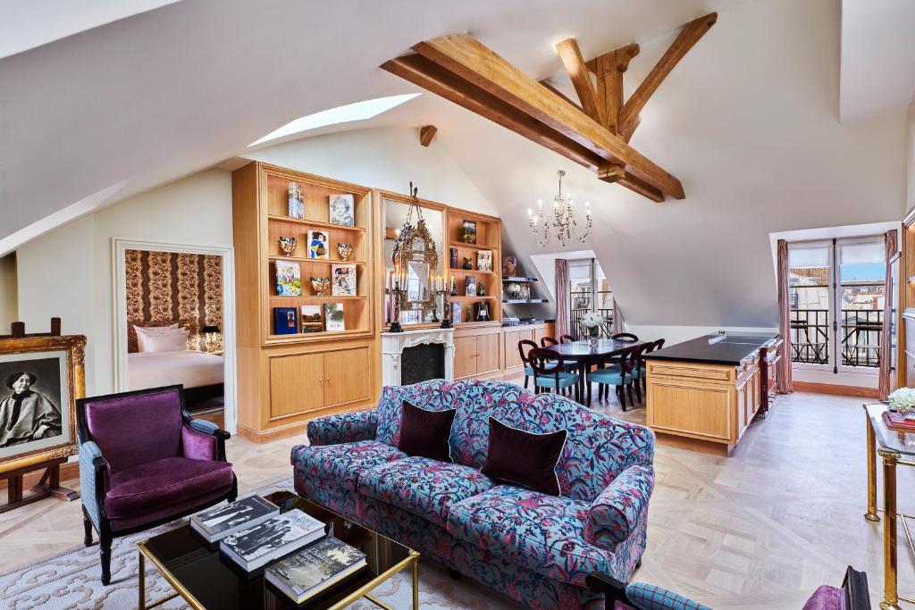 Maison Barrière Vendôme: Your Ultimate Parisian Luxury Escape